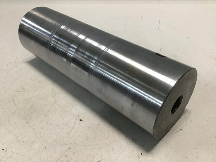 Used CINCINNATI MILACRON Crosshead Toggle Pin 5042540 #117536