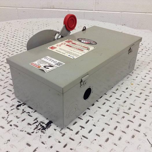 Used CUTLER HAMMER 30 Amp Safety Switch DH361FGK #84519