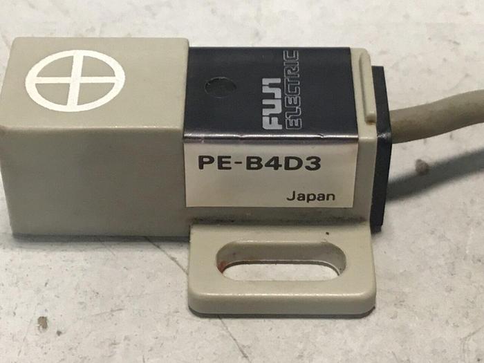 Used FUJI ELECTRIC Proximity Switch PE-B4D3 Used