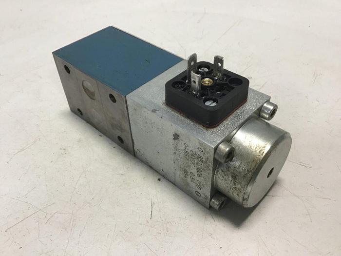 Used BOSCH Proportional Pressure Relief Valve 0 811 402 017 Used