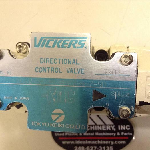 Used VICKERS Tokimec Directional Control Valve DG4V-3-2AL-M-P7-H-7-50 #74202