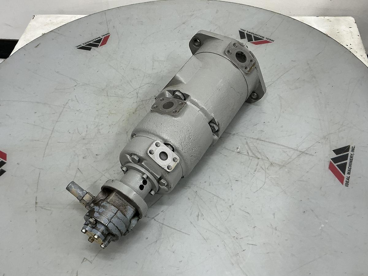 Used NOP T0P-206HBEM RVB-5-002 OIL PUMP USED #151735