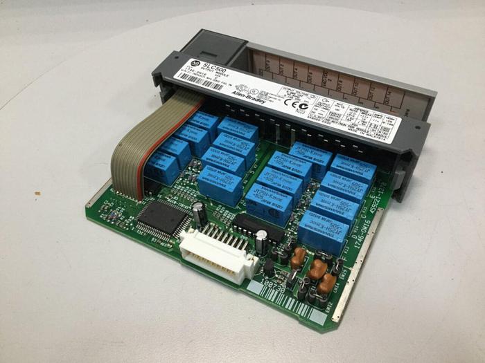 Used ALLEN BRADLEY Output Module 1746-0W16 #100909