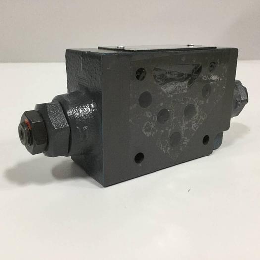 Used BOSCH Valve 0 811 320 025 #90944