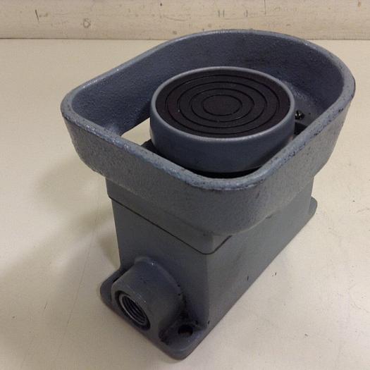 Used ALLEN BRADLEY Push Button 800P-1S1BBS SER C #71130