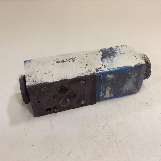 Used VICKERS Directional Hydraulic Valve DG4V322AMUHL760 Used