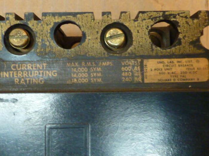 Used SQUARE D 15 Amp Circuit Breaker KF-513 (ISSUE) #28447