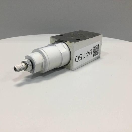 Used VICKERS Tokimec Valve DGMRI3PPBWB40J #94153