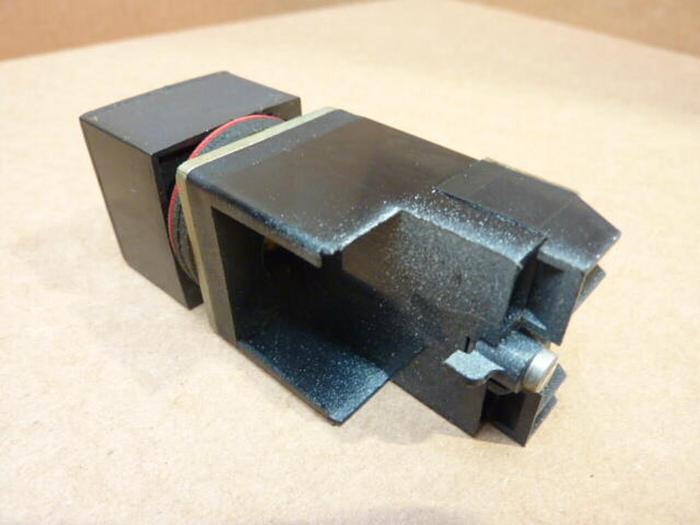 Used ALLEN BRADLEY Push Button 800MB-CA1 #38173