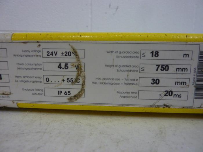 Used SICK OPTIC ELECTRONIC Light Curtain Sender MGSS75-12 #60056