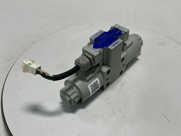Used YUKEN T-DSG-01-3C2-D24-6008
