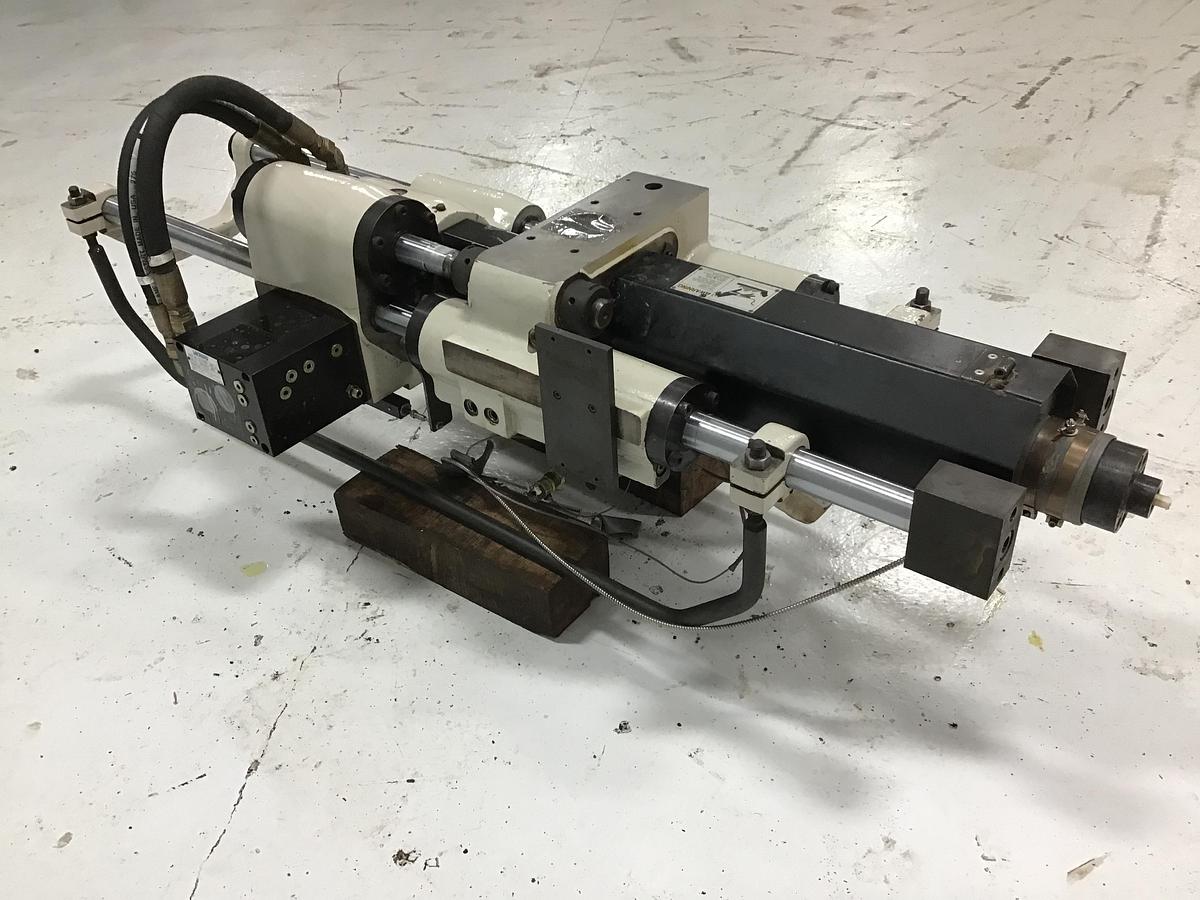 Used CINCINNATI MILACRON INJECTION UNIT USED #142636