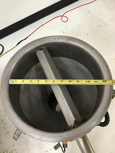 Used CONAIR DustBeater Vacuum Loader DB12