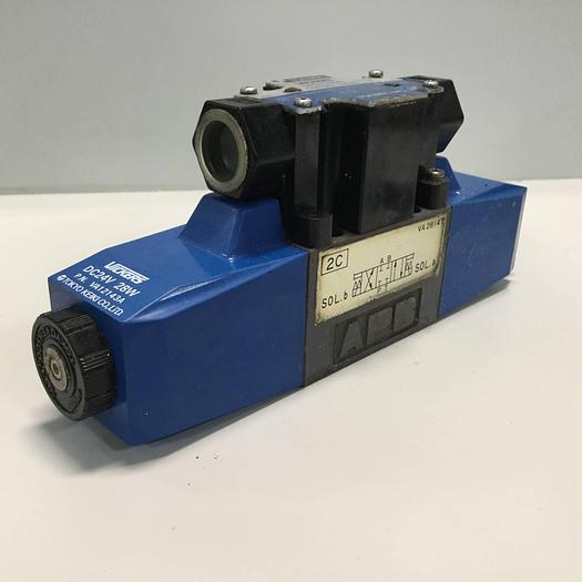Used VICKERS Tokimec Directional Control Valve DG4V32CMP7H750 Used