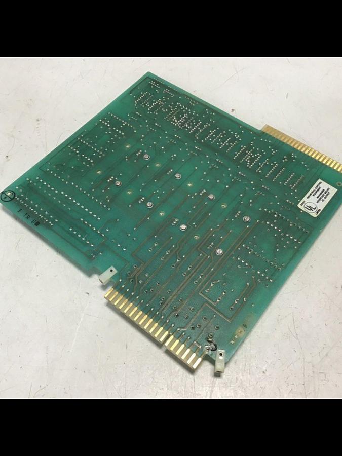 Used CINCINNATI MILACRON Output Board 3-531-3563A Used