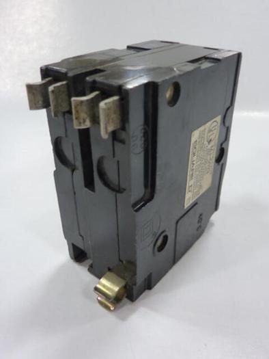 Used SQUARE D 15 Amp Circuit Breaker QO215 #27714