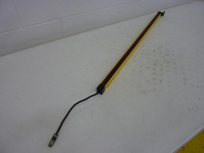 Used STI Light Curtain Transmitter MCF47-30-750-X1 #50371