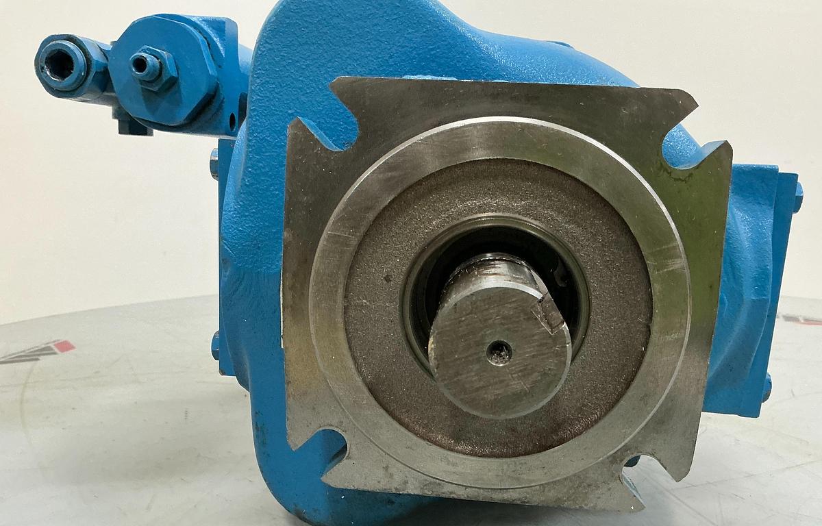Used VICKERS PVE47QI-35V25AR
