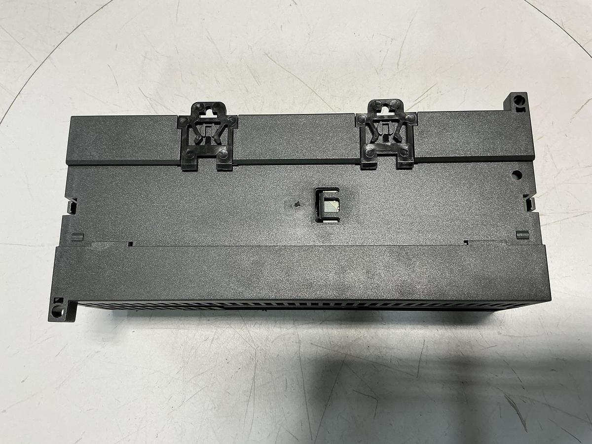 Used SIEMENS 6ES7 216-2AD23-0XB0