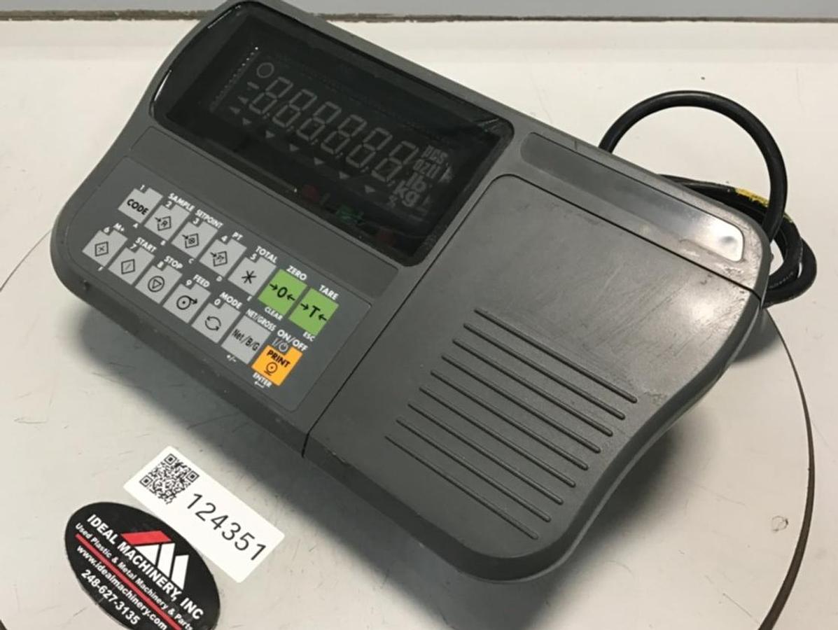 Used A&D CO Scale Indicator 4405 USED