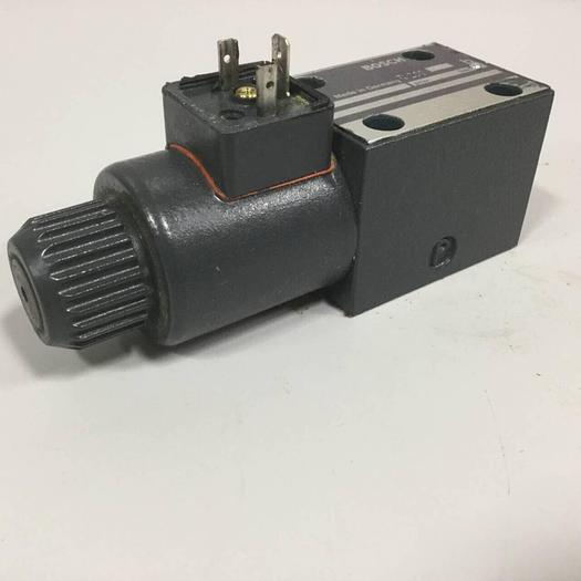 Used BOSCH Directional Valve 0 810 091 227 #90911