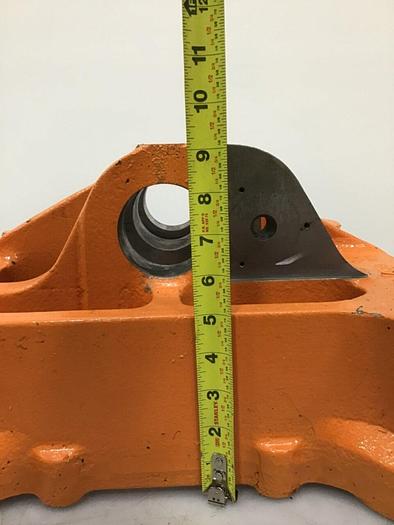 Used CINCINNATI MILACRON Real Platen 5035695 Used