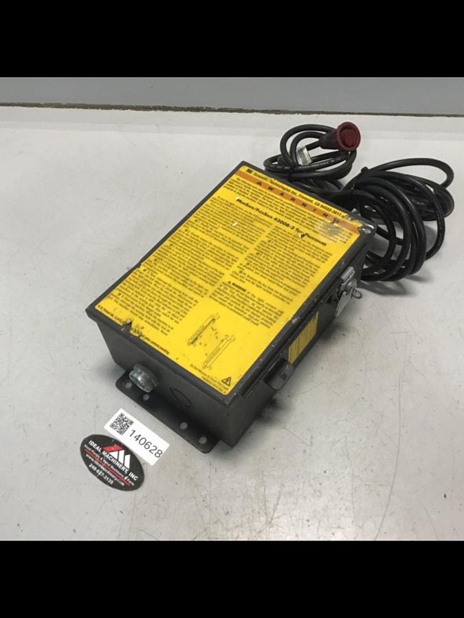Used STI Safety Control Box 28333-0010 USED