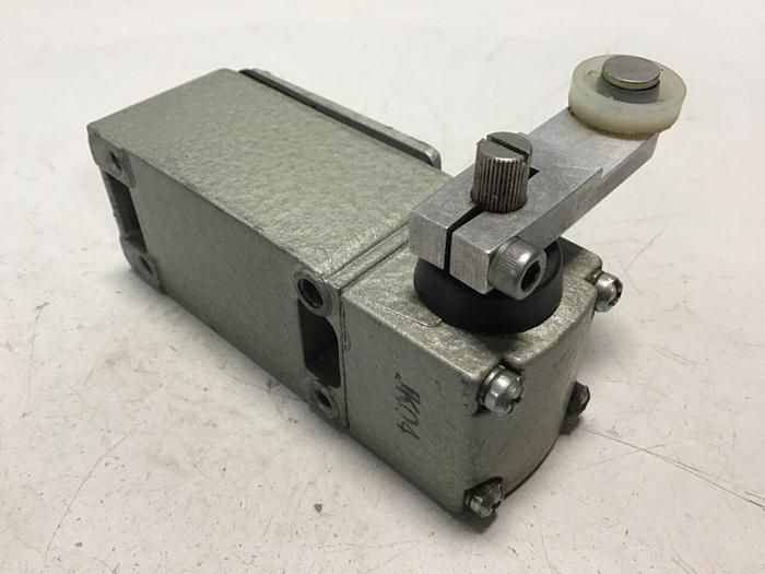 Used TELEMECANIQUE Limit Switch C3JK04 #121650