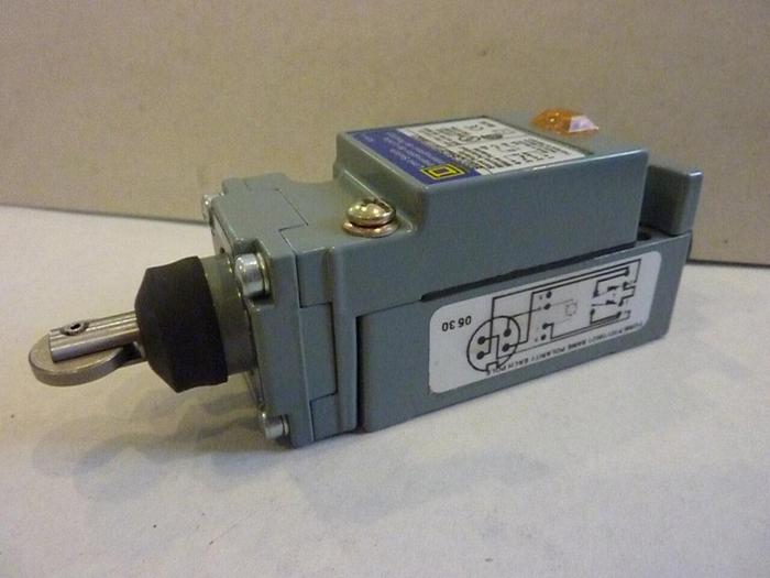 SQUARE D Limit Switch 9007C54DP10Y19021 NEW