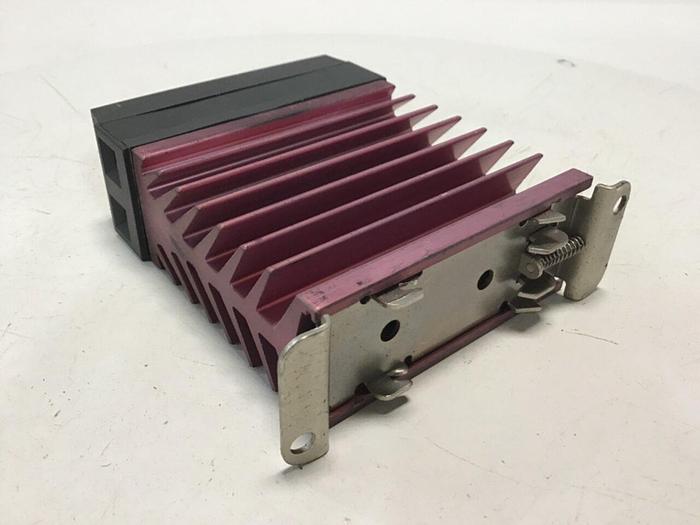 Used CONTINENTAL INDUSTRIES Solid State Relay RSDA-660-25-1DE Used