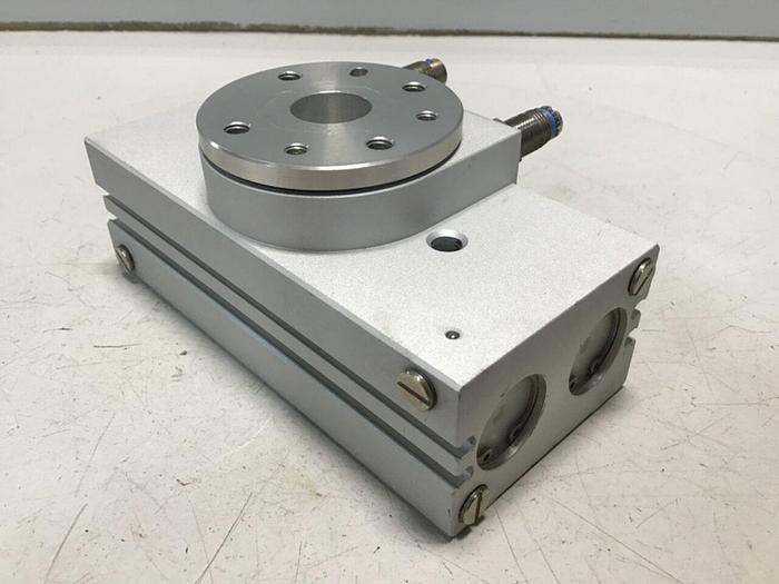 Used KOGANEI Rotary Actuator RAT30-180-SS2 #122210