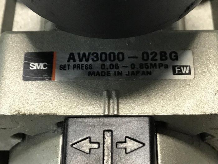 Used SMC Filter Regulator AW3000-02BG #134327