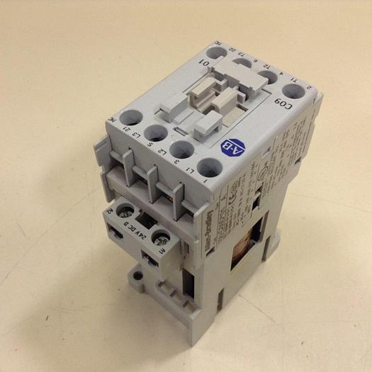 Used ALLEN BRADLEY Contactor 100-C09D.01 SER A #78422