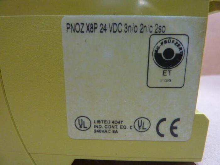 Used PILZ Safety Relay PNOZX8P24VDC3N/O2N/C2SO #36682