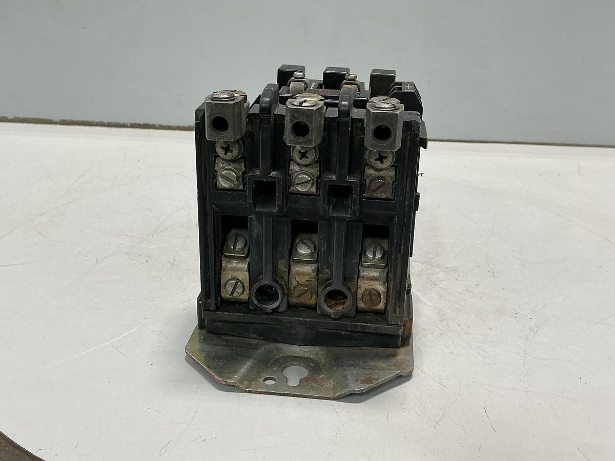 Used ALLEN BRADLEY 509-COD Starter