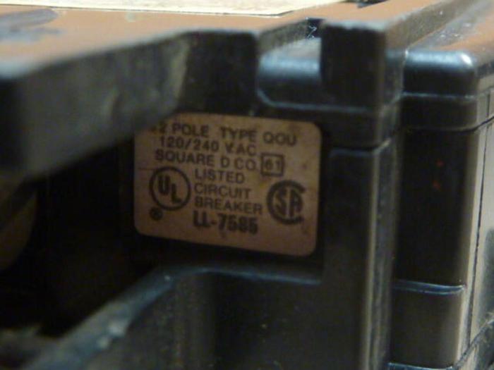 Used SQUARE D 15 Amp Circuit Breaker QOU215 #31341
