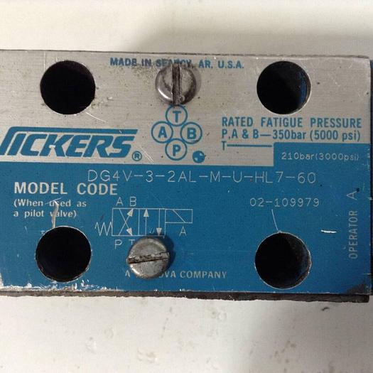 Used VICKERS Valves DG4V-3-2AL-M-U-HL7-60 #89878