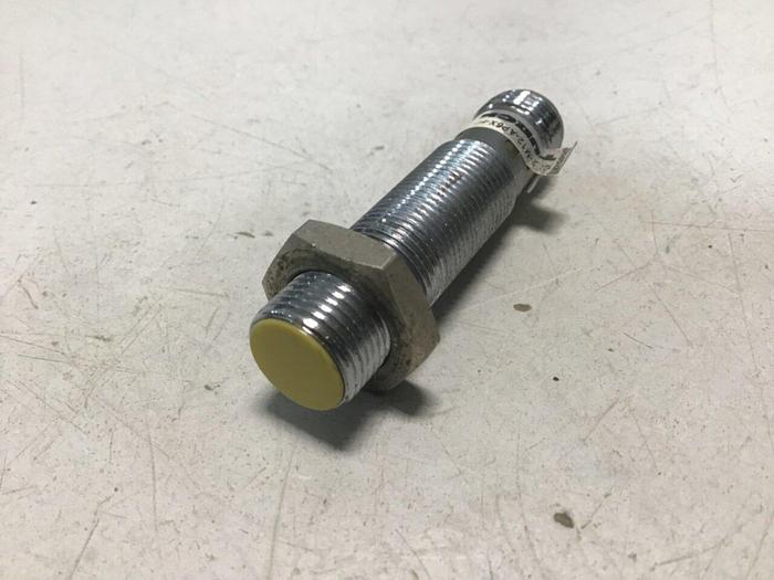 Used TURCK ELEKTRONIK Proximity Sensor E12-M12-AP6X-H #112946
