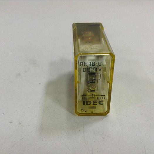 Used IDEC Relay RH1B-U #76377