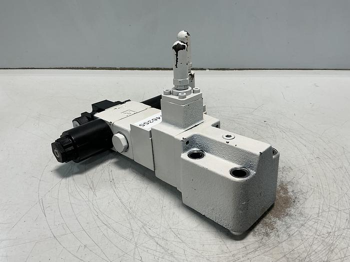 Used TOKIMEC DG4VS-3-0C-M-P7-H-7-P12-52