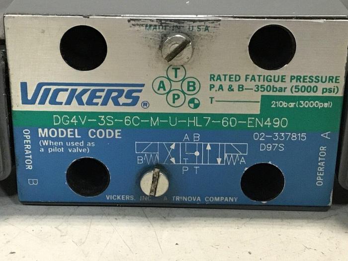Used VICKERS Solenoid Valve DG4V-3S-6C-M-U-HL7-60-EN490 Used