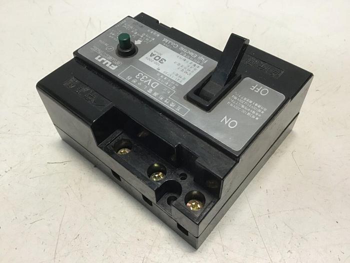 Used FUJI ELECTRIC 30 Amp Circuit Breaker DV33-30 #119823