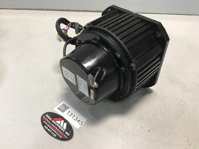 Used YASKAWA Servo Motor SGMDH-06A2A-YR24 #131345