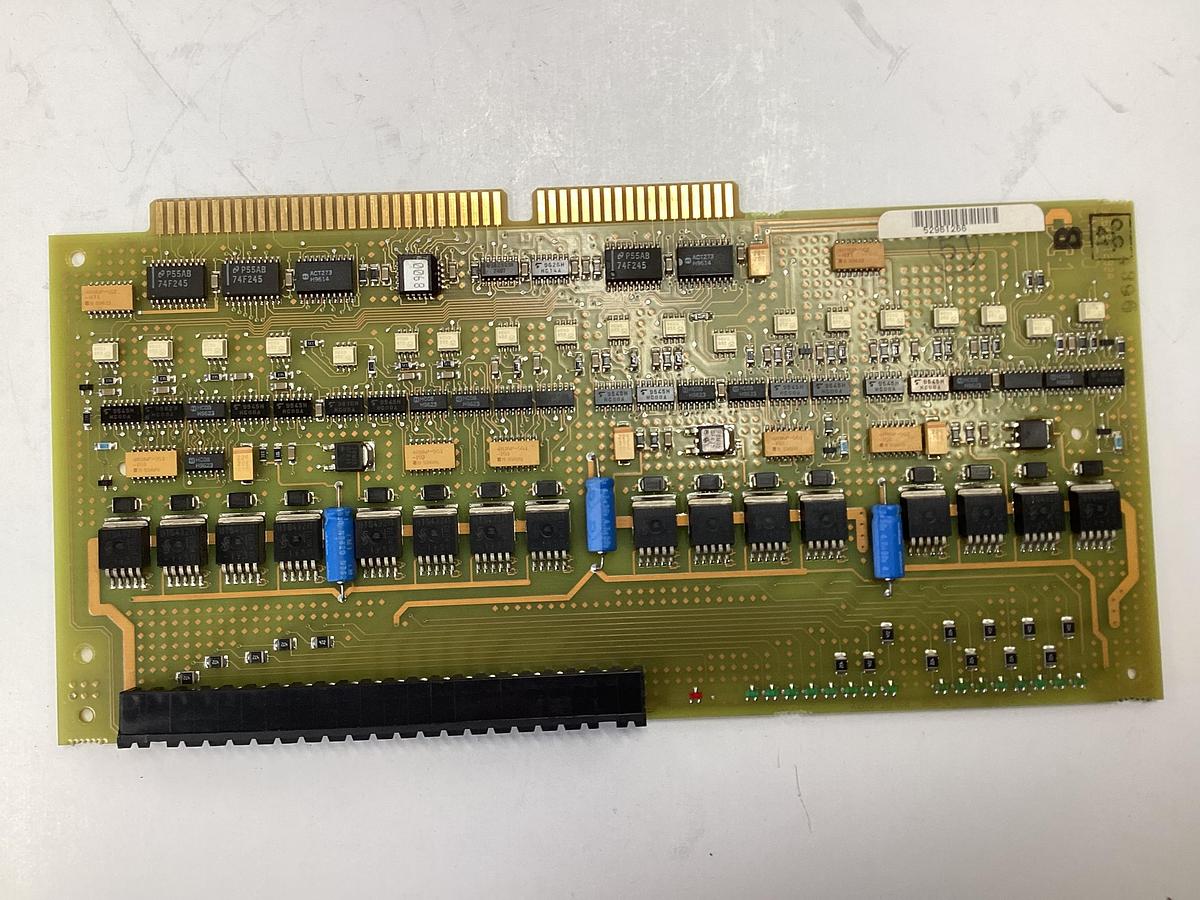 Used CINCINNATI MILACRON Circuit Board 3-542-1292A / BRACKET Used