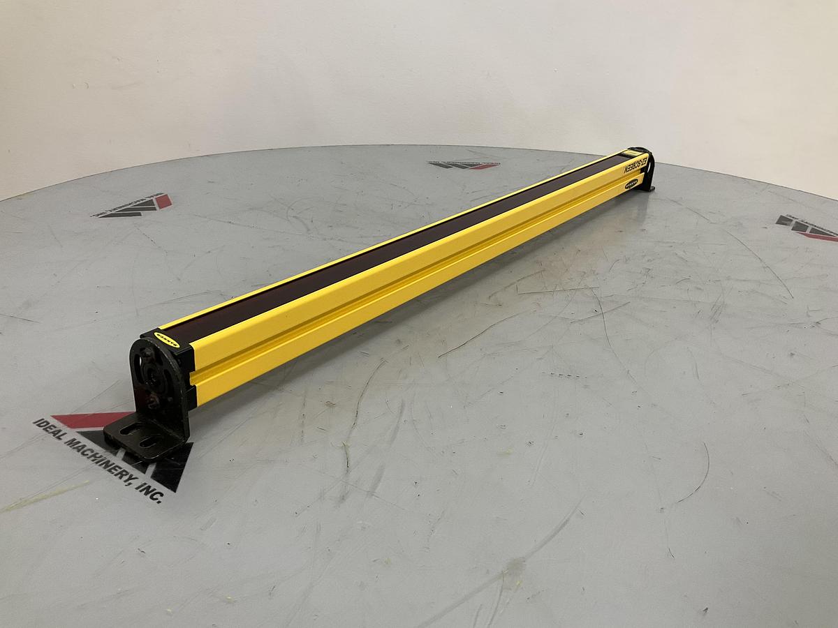 Used BANNER SLSE30-750Q8