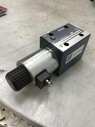 Used BOSCH Valve 0 810 001 754 #141452