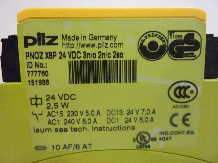 Used PILZ Safety Relay PNOZX8P24VDC3N/O2N/C2SO #46501