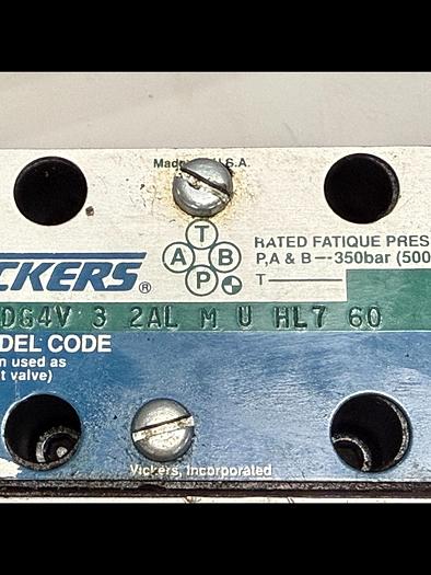 Used BOSCH HYDRAULIC SERVO VALVE 0 811 404 607 USED #145813