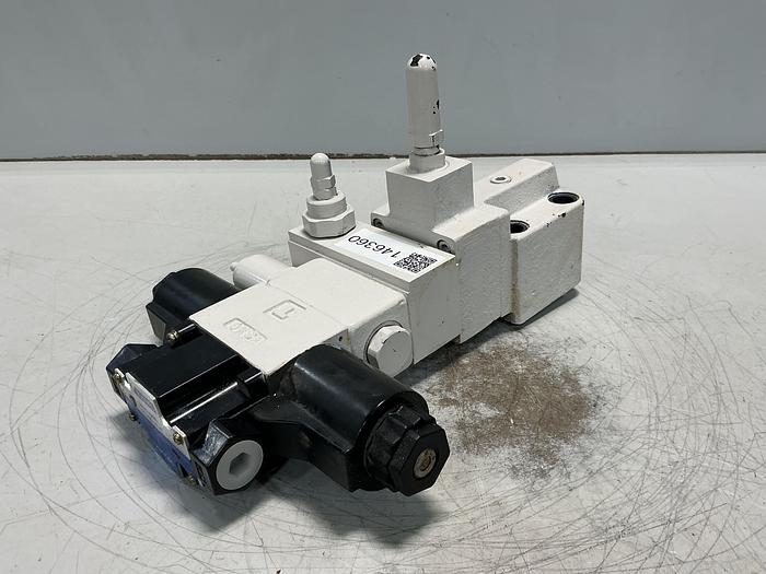 Used TOKIMEC DG4VS-3-0C-M-P7-H-7-P12-52