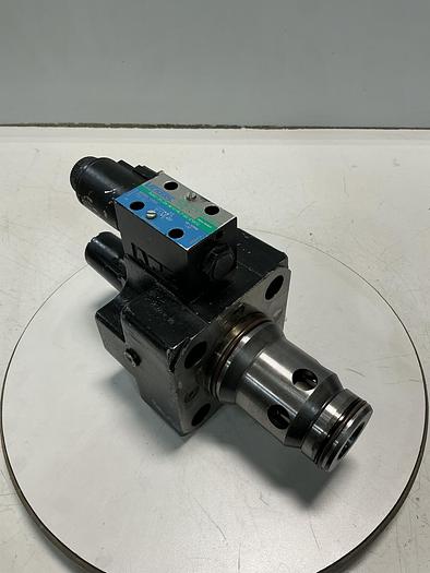 Used VICKERS DG4V-3S-2A-M-U-HL7-60-EN490